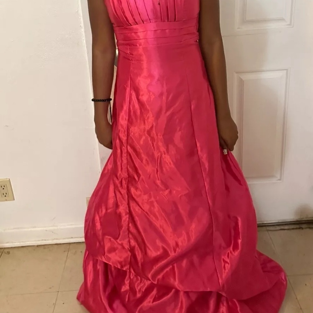 Elegant Pink Strapless Gown